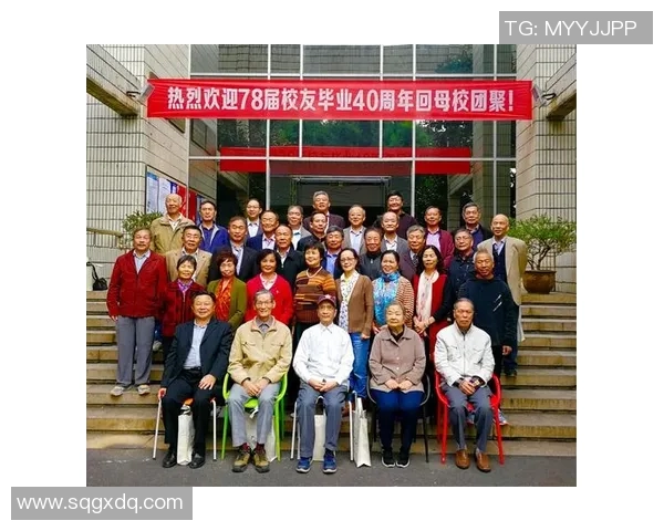 篮球八卦镜头定格瞬间那一幕背后泪水与坚持的故事